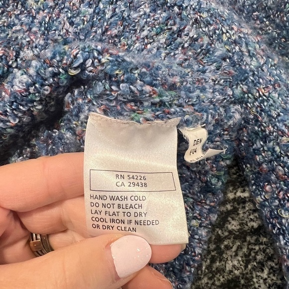 ROYAL ROBBINS v neck blue melange sweater - Picture 5 of 11